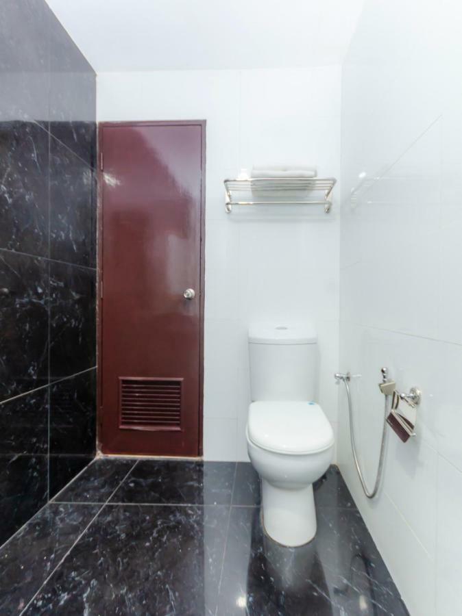 Wf Hotel Johor Bahru Esterno foto