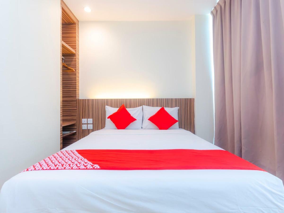 Wf Hotel Johor Bahru Esterno foto