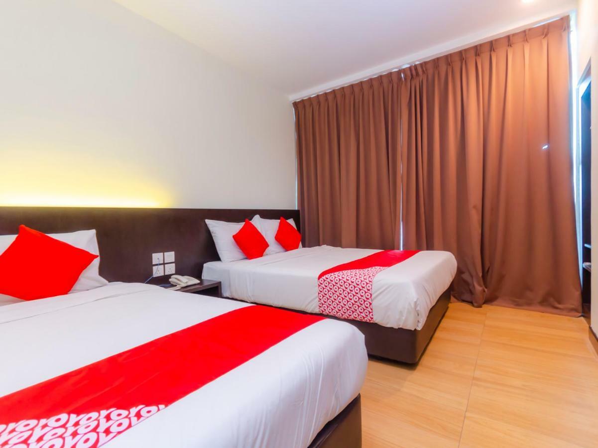 Wf Hotel Johor Bahru Esterno foto