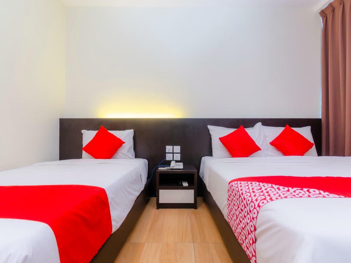 Wf Hotel Johor Bahru Esterno foto