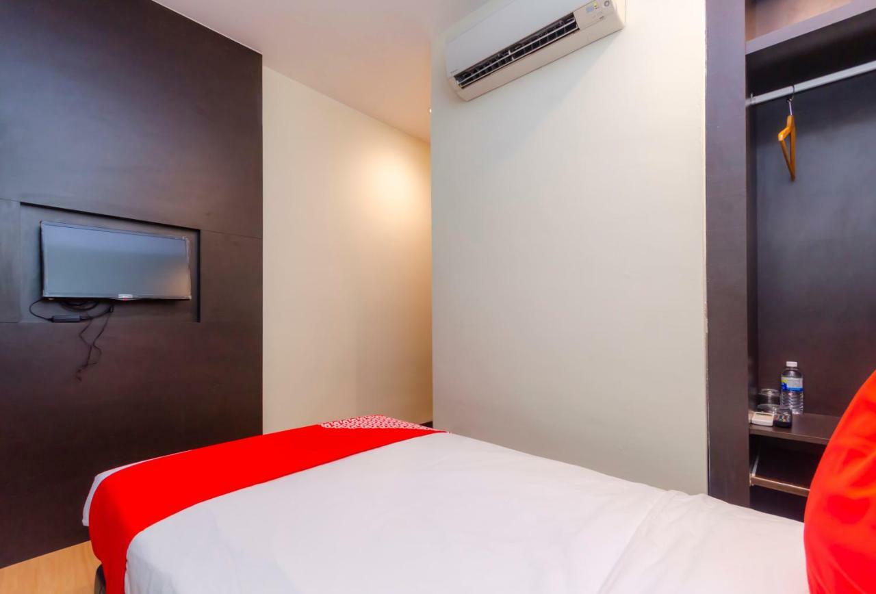 Wf Hotel Johor Bahru Esterno foto