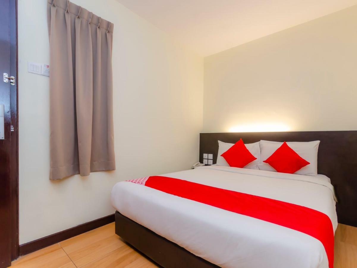 Wf Hotel Johor Bahru Esterno foto