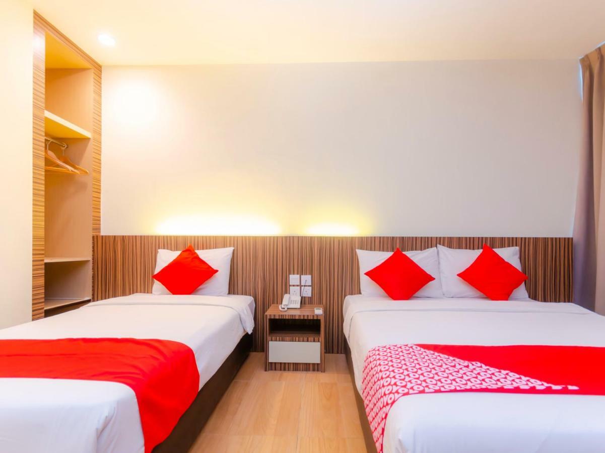 Wf Hotel Johor Bahru Esterno foto