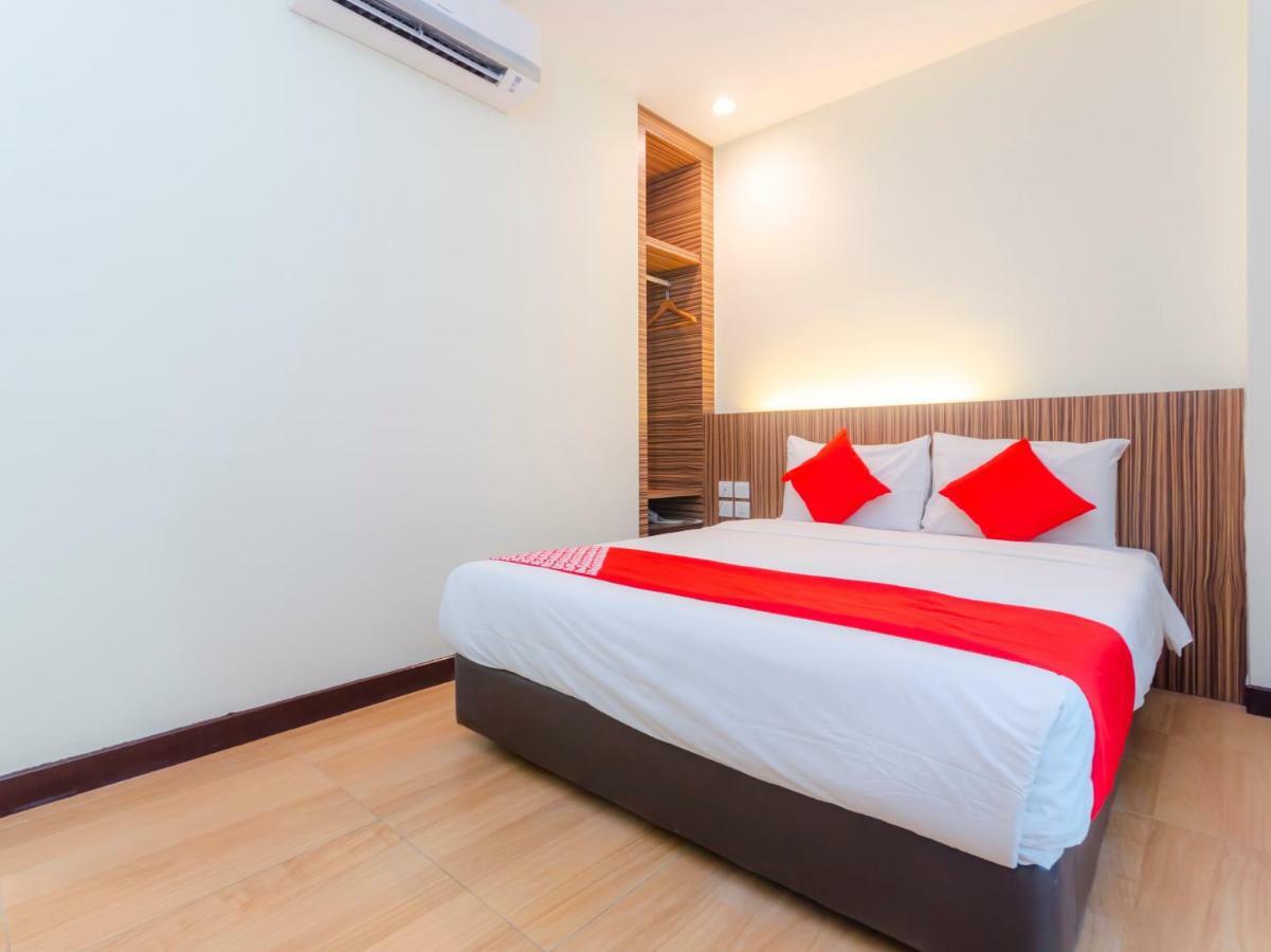 Wf Hotel Johor Bahru Esterno foto