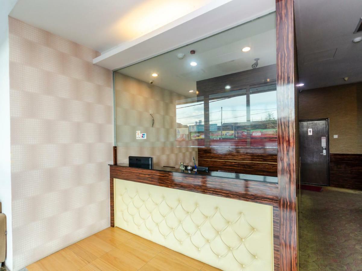 Wf Hotel Johor Bahru Esterno foto